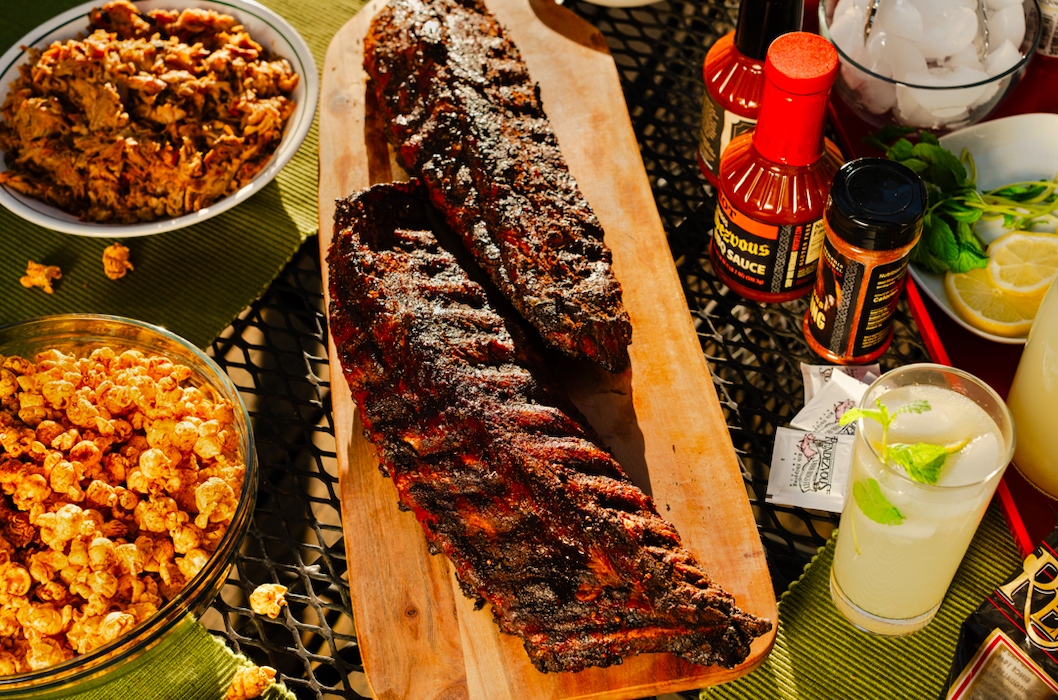 2 Slabs of Ribs, 2 Pounds of Pork – Box - Image 2